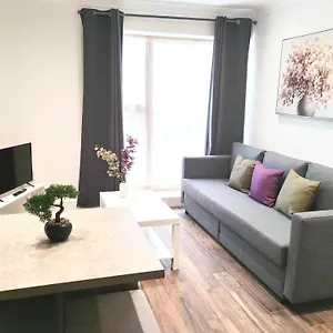 Luxury Near Centre, Near Train Station, E1 Apartamento