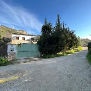 https://casa-rural-huertas-de-ubrique.es-andalucia.com