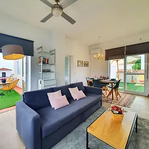 https://atico-en-puerto-marina.es-andalucia.com